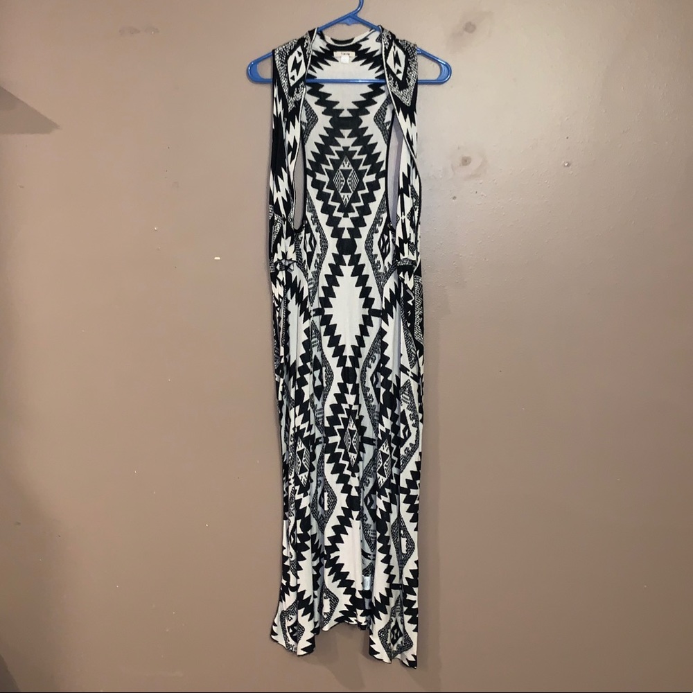 Knee Length Sleeveless Sweater